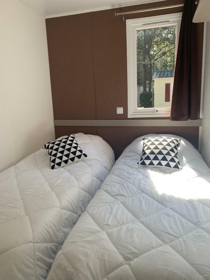Mobil Home Les Pierres Couchees 4* St Brevin Les Pins Saint-Brévin-les-Pins Exteriér fotografie